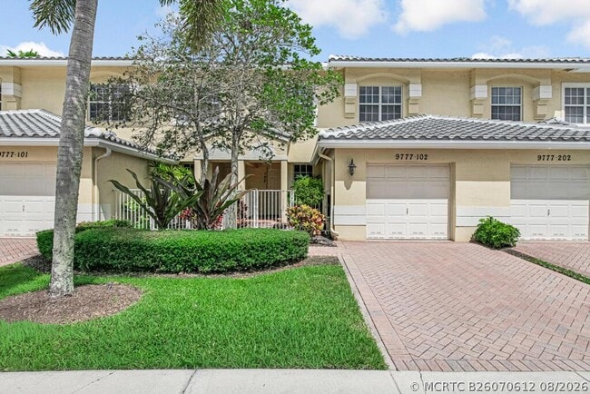 Building Photo - 9777 Bowline Dr Unit 102