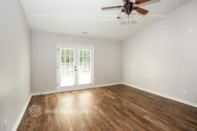 Photo - 144 Edgington St