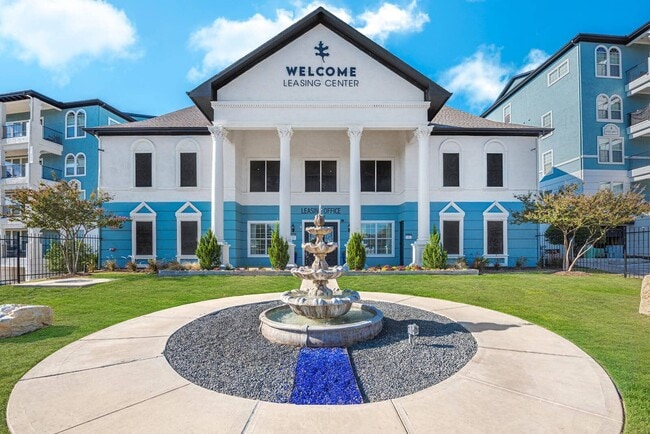 Building Photo - Cypress at Stone Oak