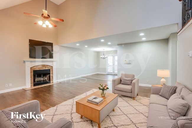 Photo - 850 Samantha Ln