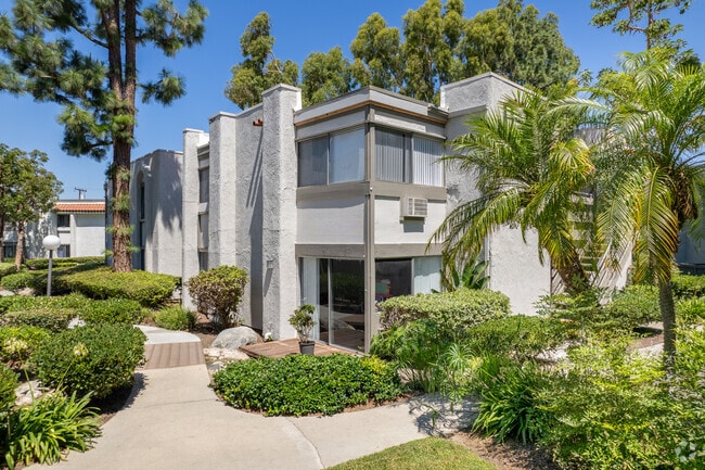 Pacific Woods Apartments