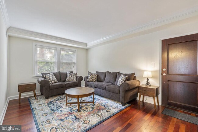 Photo - 718 S Washington St Unidad 104
