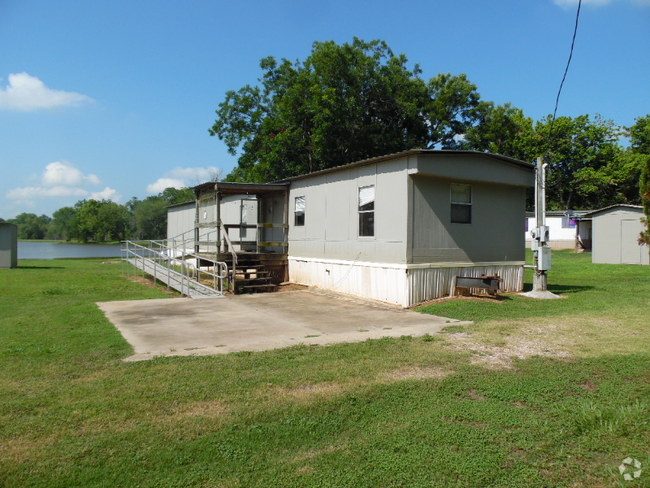 Building Photo - 103 Spur Rental