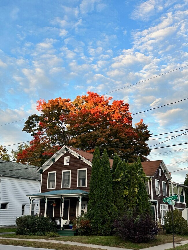Exterior Front Apt. - 12 Warren St Unit Front