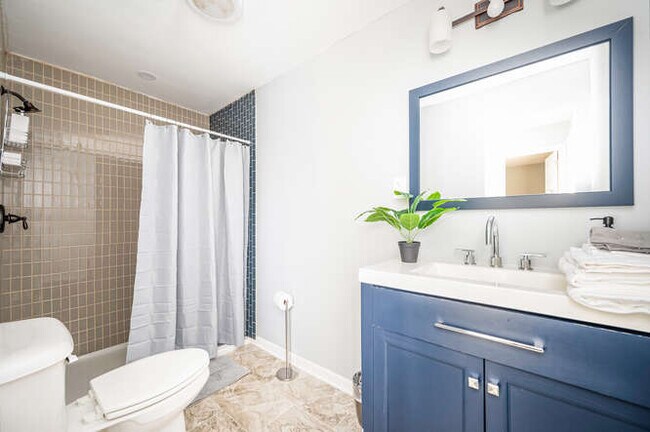 Photo - 3222 Jamaica Rd NW