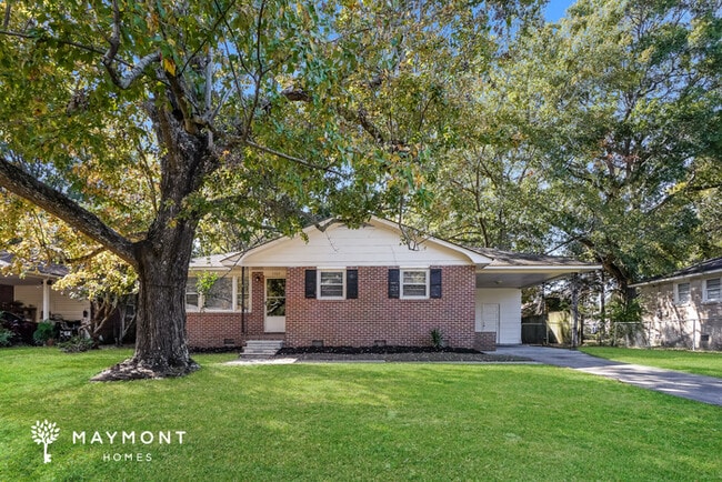 Building Photo - 5305 Albert St