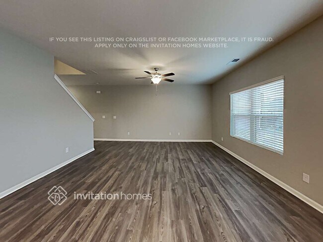 Photo - 555 S Fortune Way