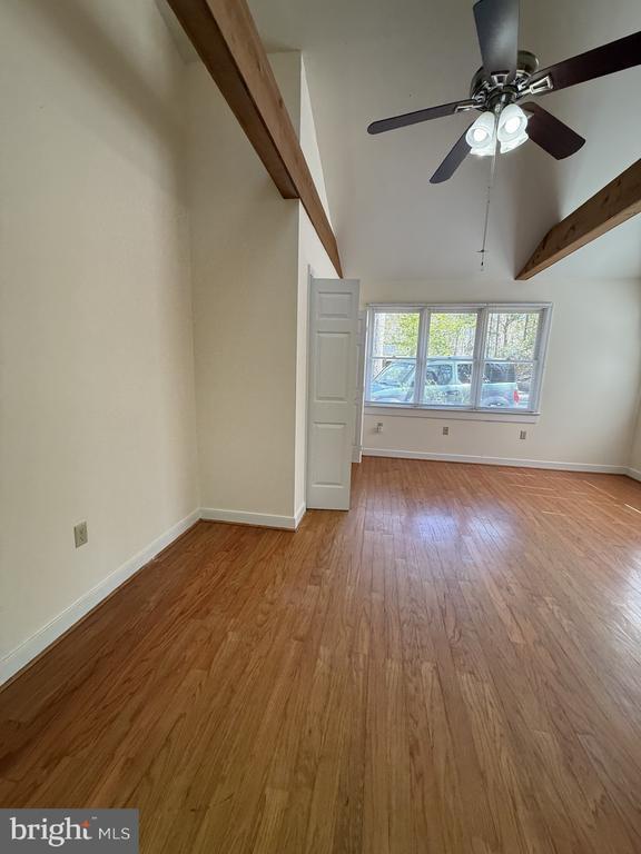 Photo - 130 Spring Wood Dr