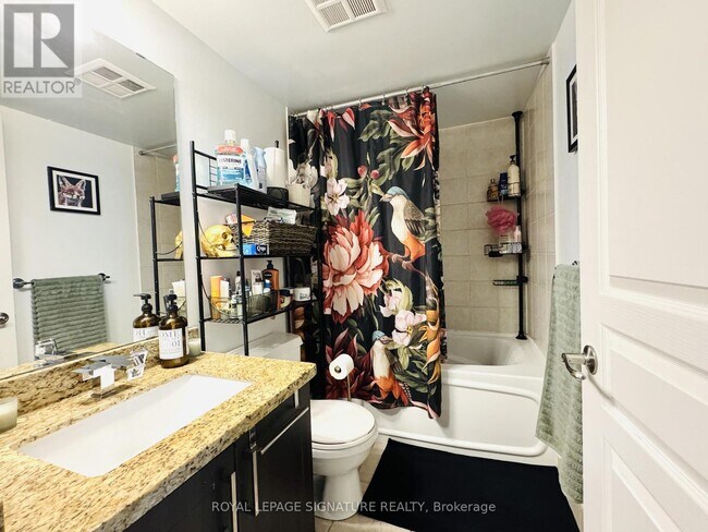 Photo - 323 Richmond St E Unit 1010