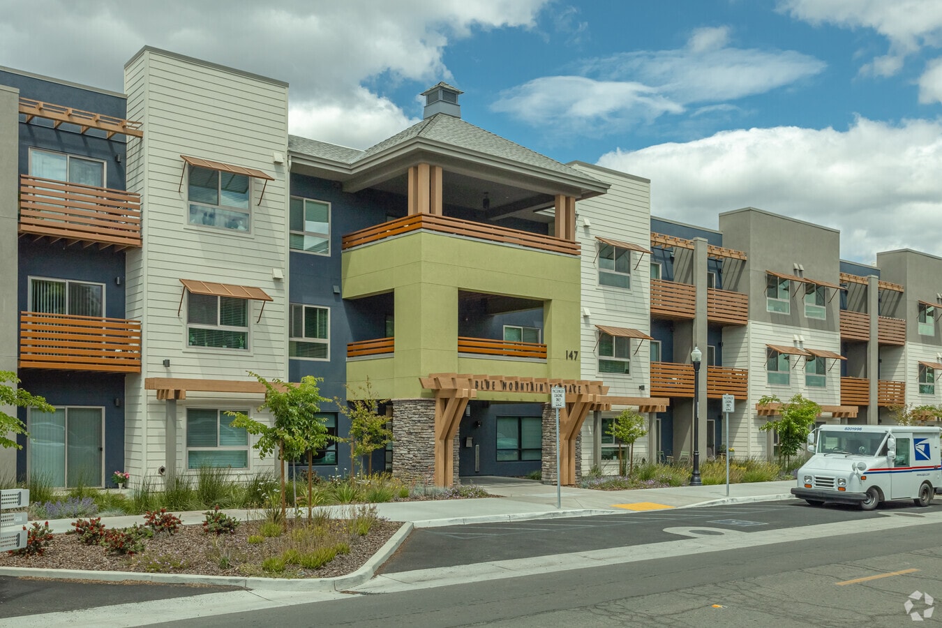 Blue Mountain Terrace - Blue Mountain Terrace