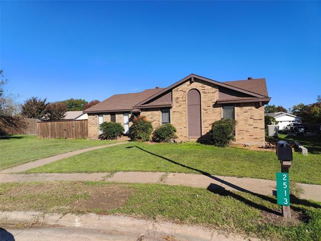 Photo - 2513 Crown Cir