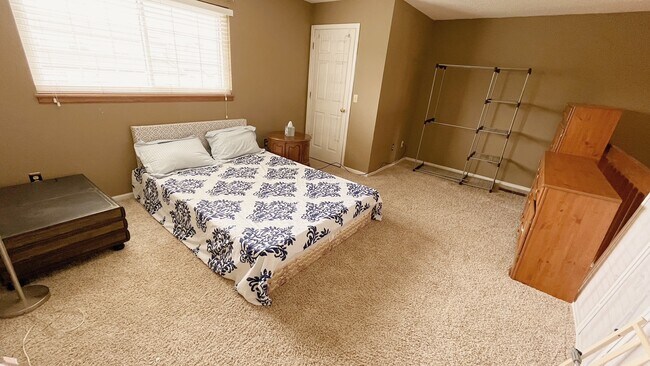 Photo - 4044 S Carson St Unidad F