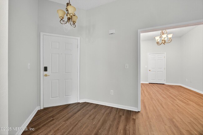 Photo - 7047 Deer Lodge Cir