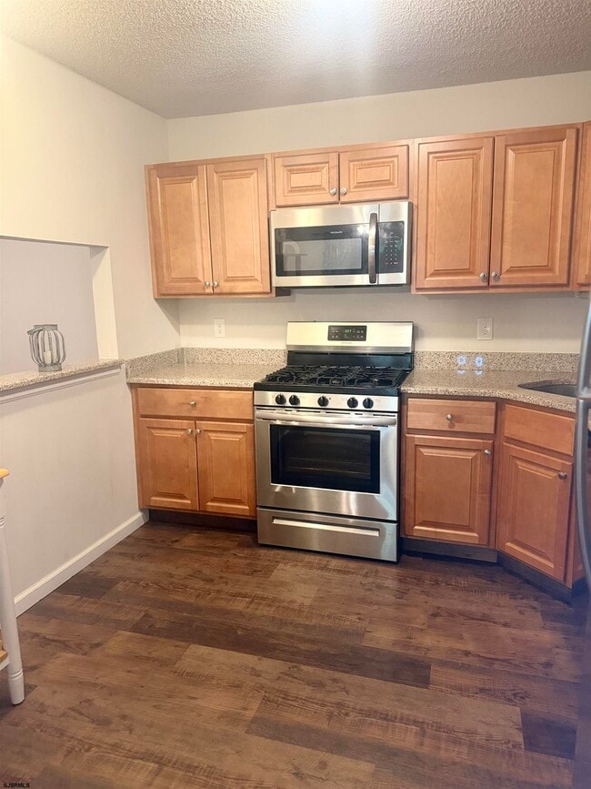 Photo - 217 Colonial Ct Unit 217