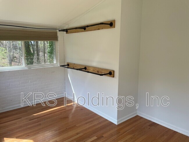 Photo - 3391 Bristol Ct