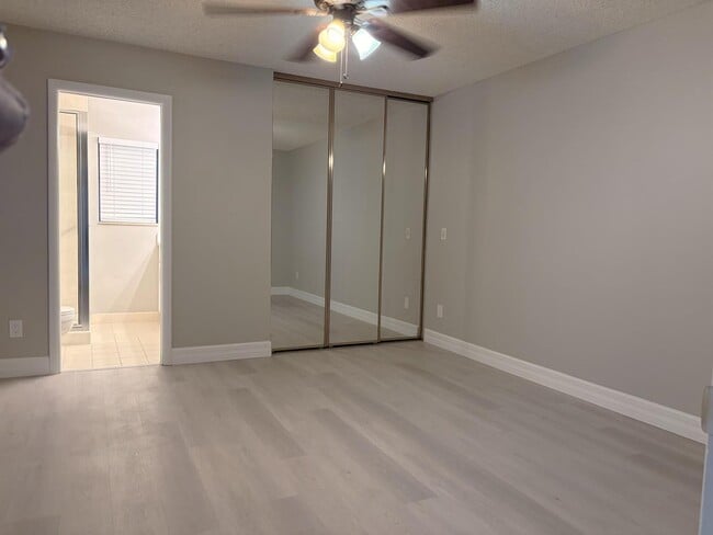 Photo - 5404 Wheatley Ct