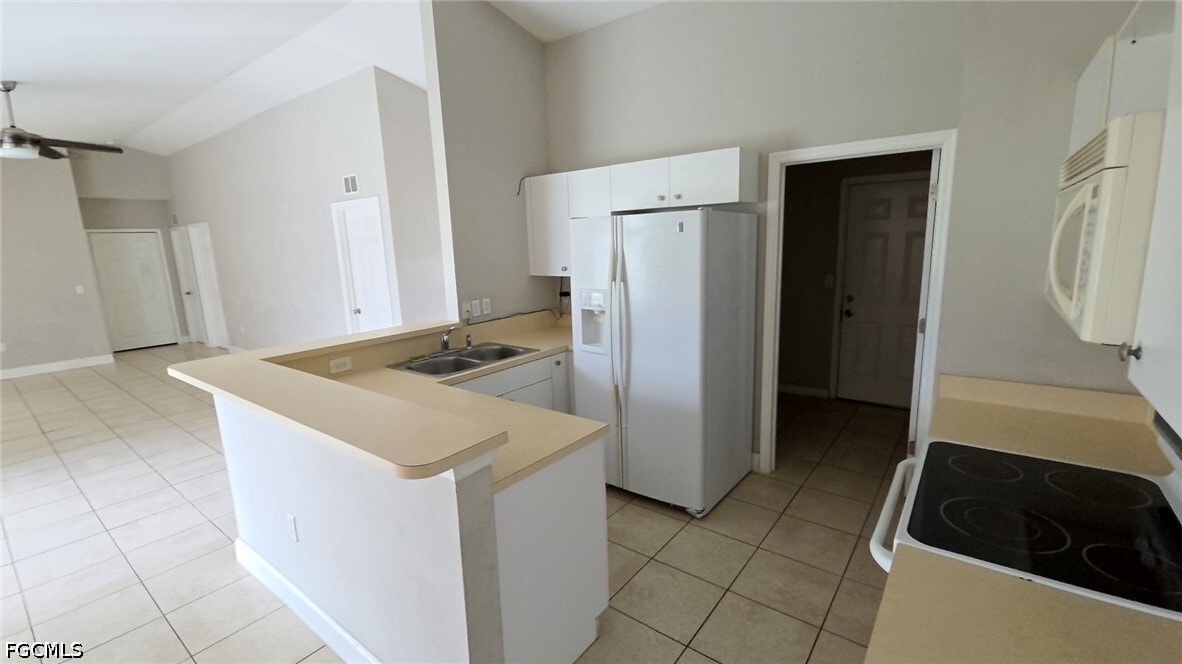 Photo - 207 E 8th St
