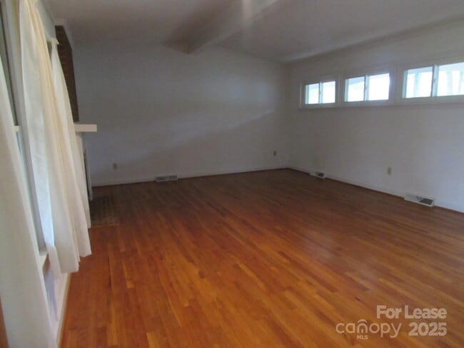 Photo - 9517 Westmoreland Rd