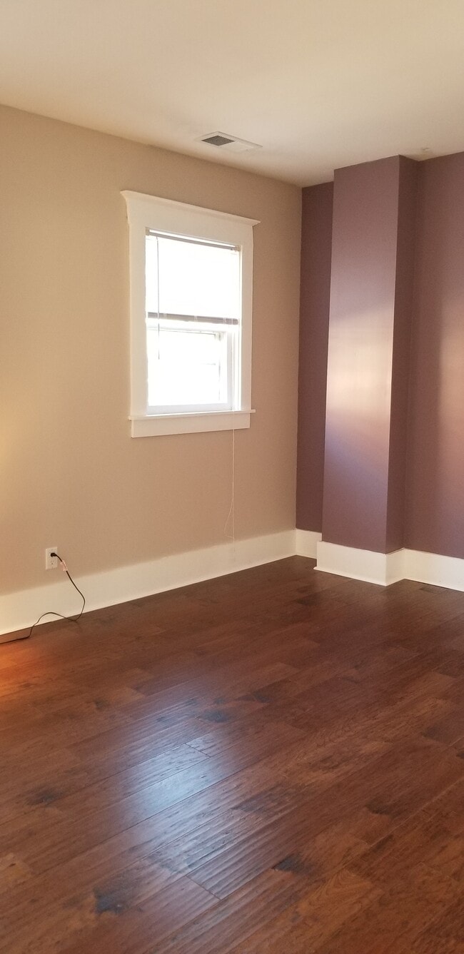 Photo - 1210 S Brook St Unidad 3