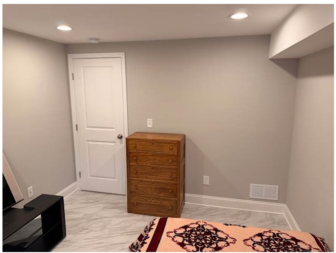 Photo - 3030 E Monument St