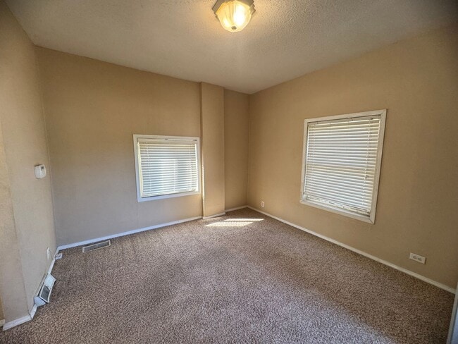 Photo - 3 bedroom home in Moline