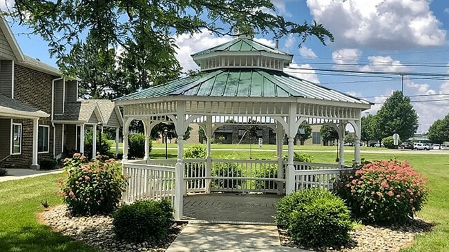 Photo - 1800 Oakwood Ave