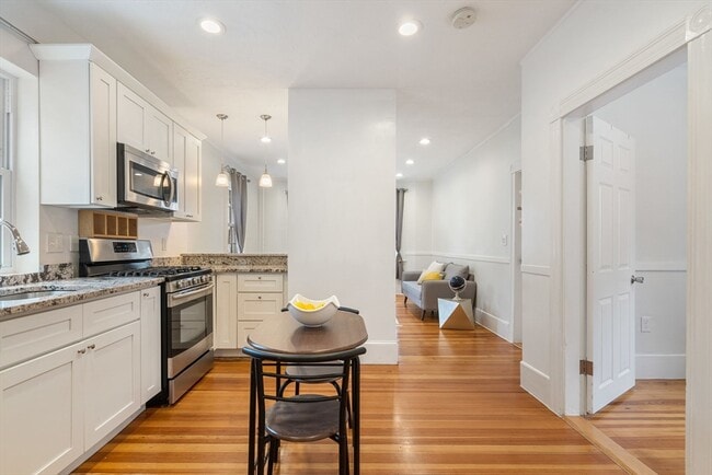 Photo - 23 Goethe St Unit 1