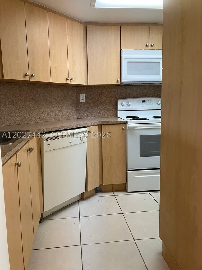 Photo - 2803 N Course Dr Unit 203