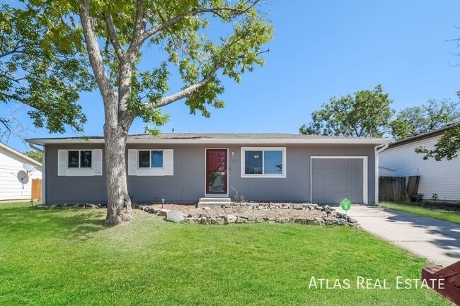 Building Photo - 730 S Oakland St