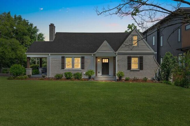 Photo - 828 Kirkwood Ave