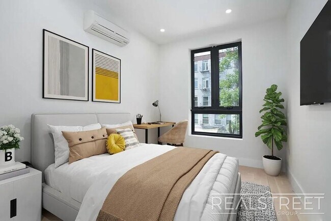 Photo - Meserole Street Unit 2A