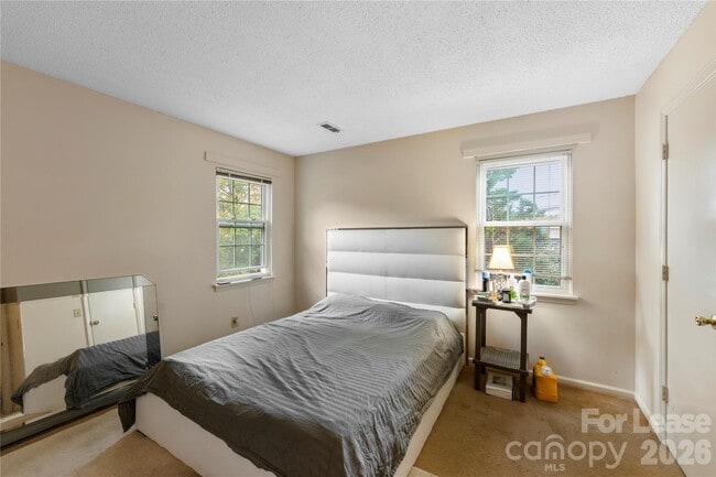 Photo - 10700 Blue Heron Dr