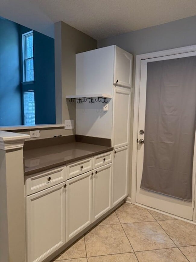 Photo - 59 Portrait Ln