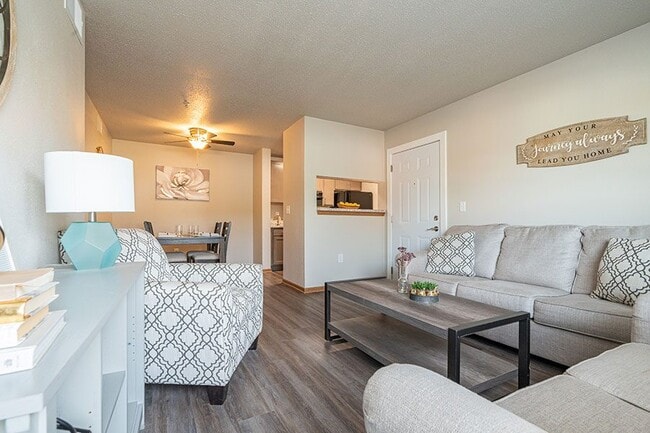 ASPEN BLUFF APARTMENTS
