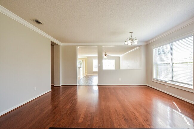 Photo - 4716 Barbados Loop