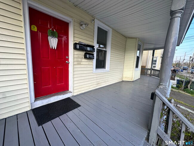 Photo - 76-78-78 Sanford Ave Unit 3rd Fl