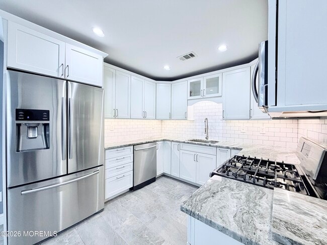 Photo - 7 Longfellow Ct