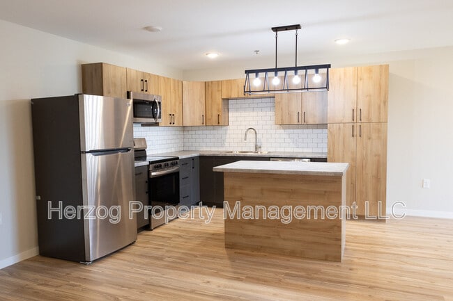 Photo - 3425 Eischen Ct Unit Apt 208