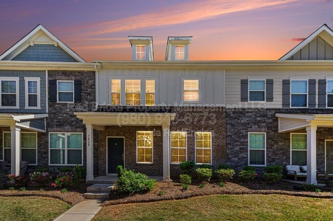 Photo - 7828 Nelson Rd