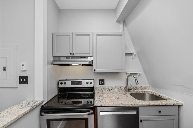 Photo - 73-83 Main St Unit 12