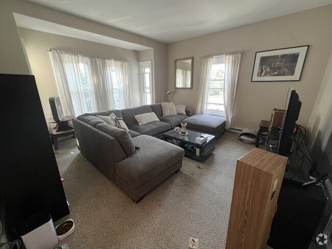 Building Photo - 18 Webster St Unit 2 Rental