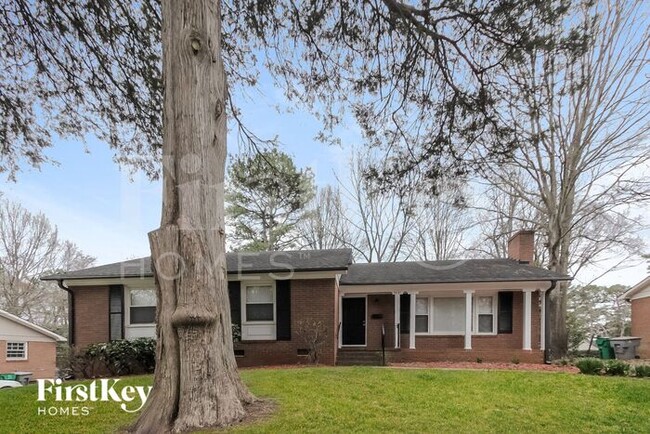 Photo - 7031 Ridgebrook Dr House