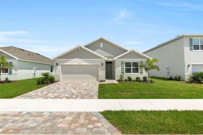 Photo - 9082 Venetian Sq