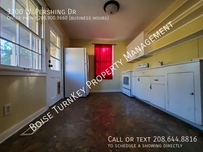Photo - 3700 Pershing Dr