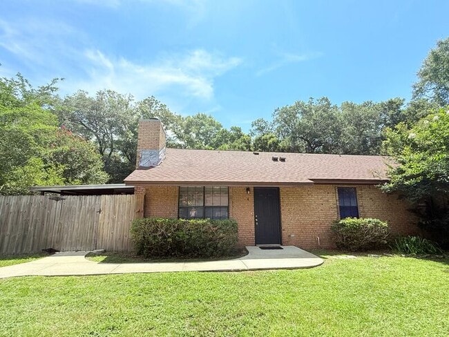 Photo - 9345 Chisholm Rd House