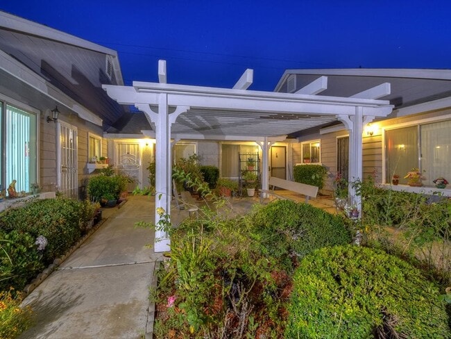 Photo - Midway Meadows