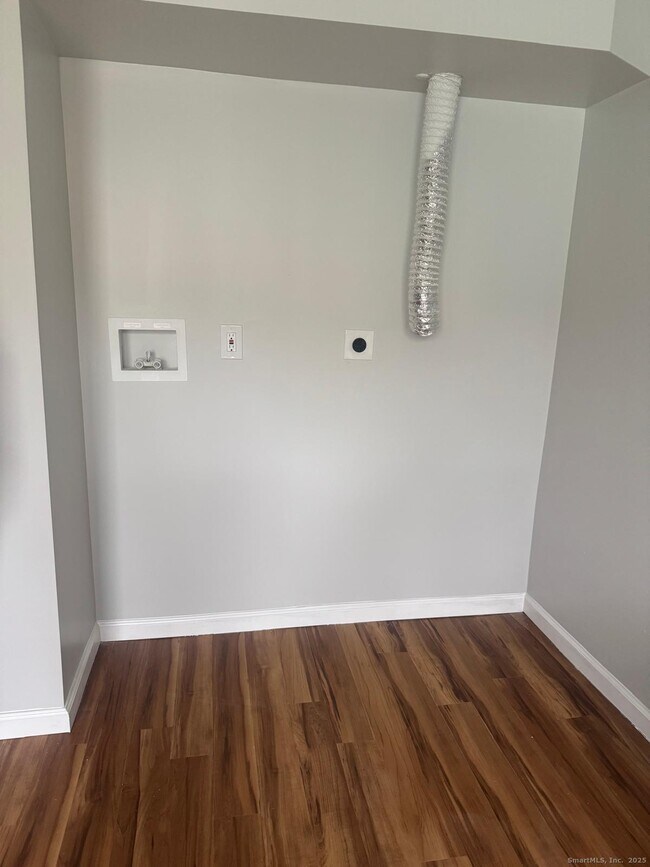 Photo - 60 Arnold St Unit 3rd Floor