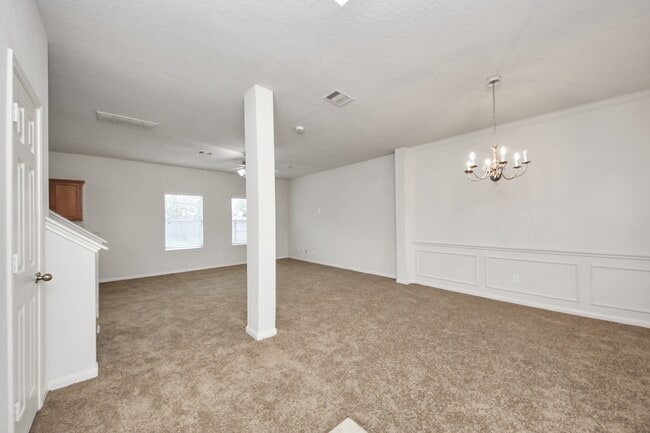 Photo - 6702 Albion Cresent Dr