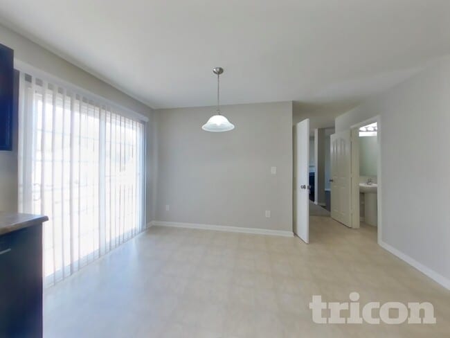 Photo - 131 Quail Springs Rd