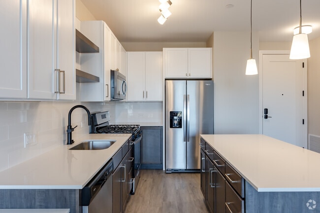 1BR, 1BA - Kitchen